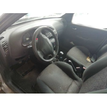 ford fiesta berlina del año 2001