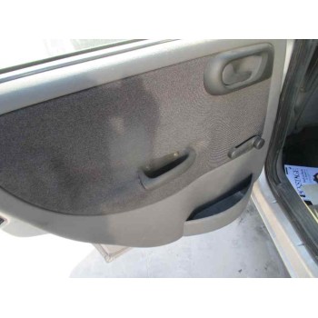 opel corsa c del año 2000