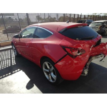 opel astra j gtc del año 2012