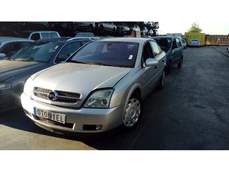 OPEL VECTRA C BERLINA