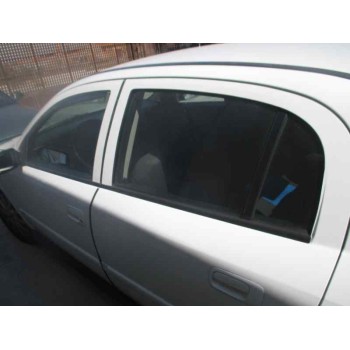 opel astra g berlina del año 2003