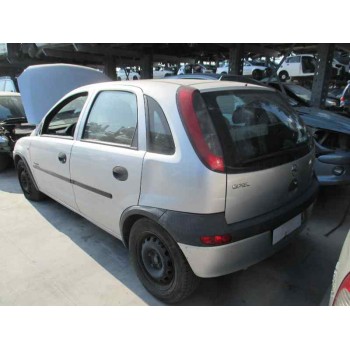 opel corsa c del año 2000