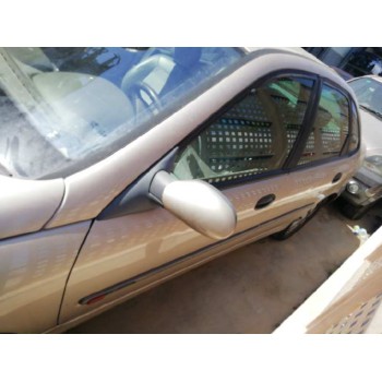 renault laguna (b56) del año 2000