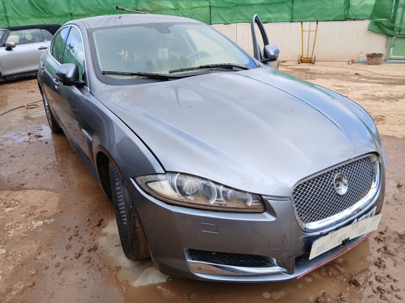 JAGUAR XF I (X250)