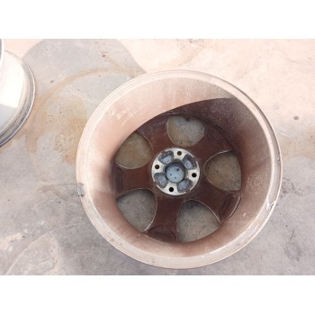 Recambio de llanta para peugeot 3008 i monospace (0u_) 1.6 hdi referencia OEM IAM 7.5JX17 CH4 ET29 9673738677 