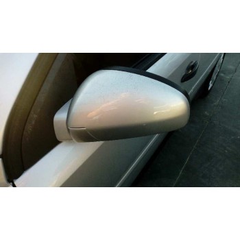 opel vectra c berlina del año 2002