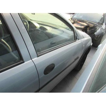 opel corsa c del año 2000