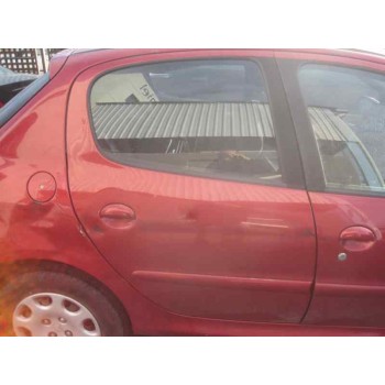 peugeot 206 berlina del año 2004