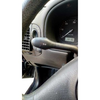 volkswagen polo berlina (6n1) del año 1997