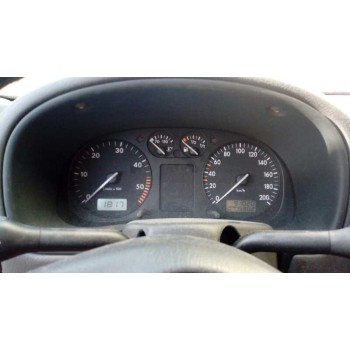 volkswagen polo berlina (6n1) del año 1997