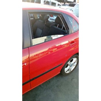 seat ibiza (6l1) del año 2004