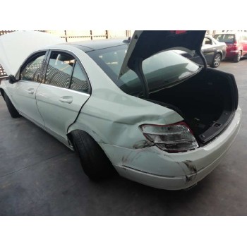 mercedes-benz clase c (w204) berlina del año 2009