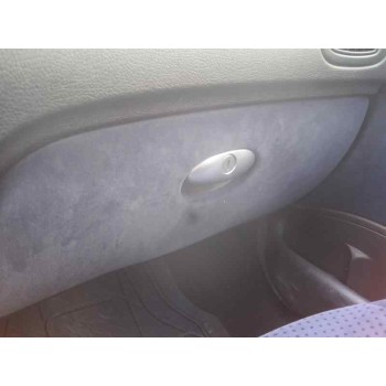 peugeot 206 berlina del año 2004