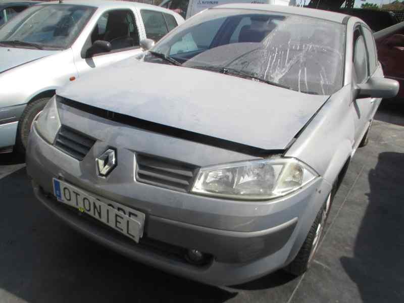 renault megane ii classic berlina del año 2004