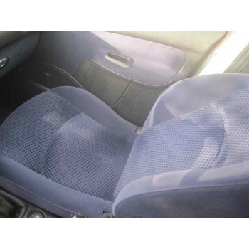 peugeot 206 berlina del año 2004