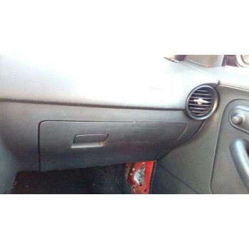 seat ibiza (6l1) del año 2004