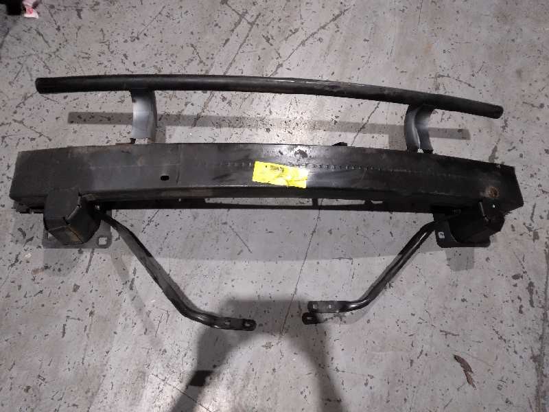 Recambio de refuerzo paragolpes delantero para chrysler sebring berlina 2.0 crd cat referencia OEM IAM   