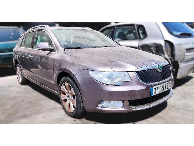 SKODA SUPERB COMBI (3T5)