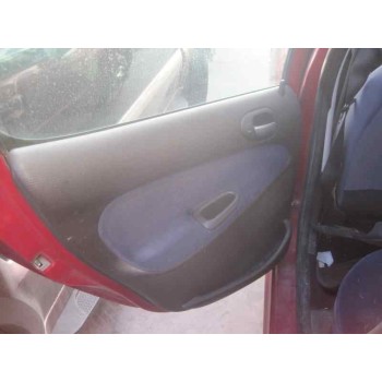 peugeot 206 berlina del año 2004