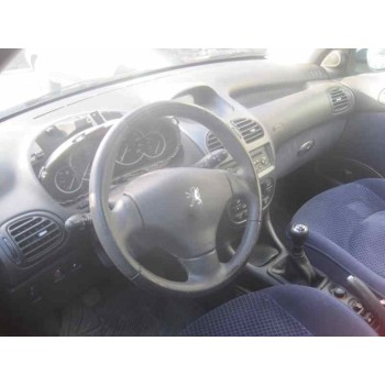 peugeot 206 berlina del año 2004