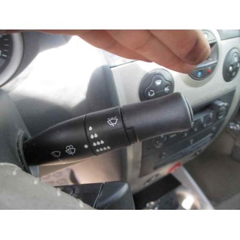 renault megane ii classic berlina del año 2004