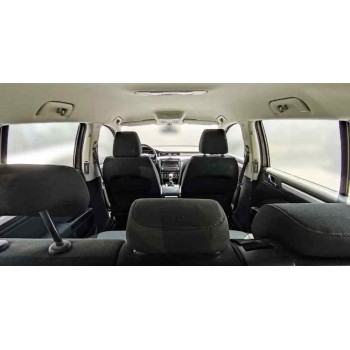 skoda superb combi (3t5) del año 2010