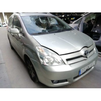 toyota corolla verso (r1) del año 2004