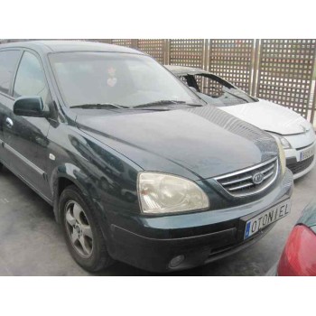 kia carens del año 2004