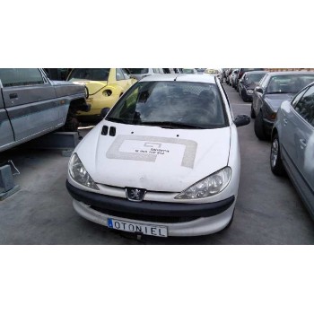 PEUGEOT 206 BERLINA