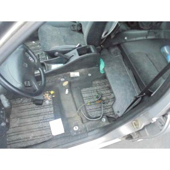 citroën xsara berlina del año 2000