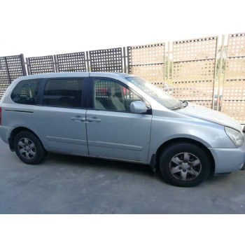 kia carnival del año 2007