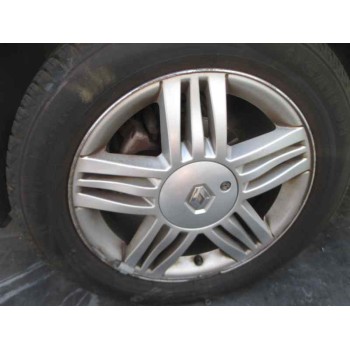 renault megane ii classic berlina del año 2004