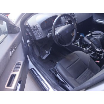 volvo v50 (545) del año 2005