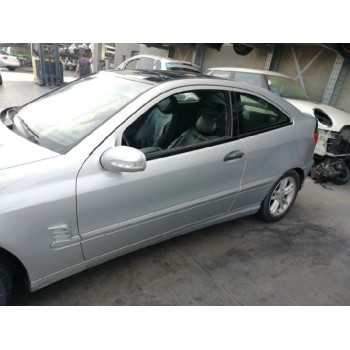 mercedes-benz clase c (w203) sportcoupe del año 2001