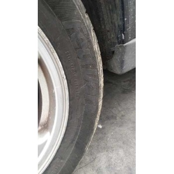 saab 9-3 berlina del año 2001