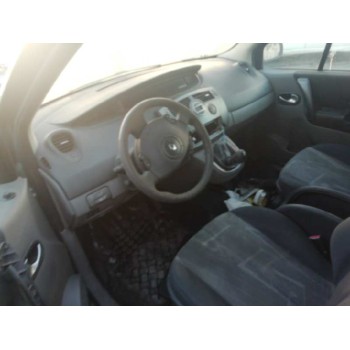 renault scenic ii del año 2003