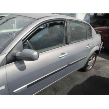 renault megane ii classic berlina del año 2004