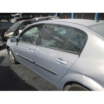 renault megane ii classic berlina del año 2004