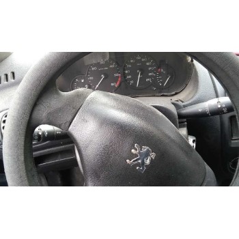 peugeot 206 berlina del año 2004