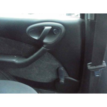 citroën xsara berlina del año 2000