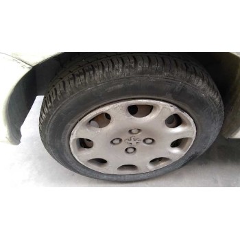 peugeot 206 berlina del año 2004