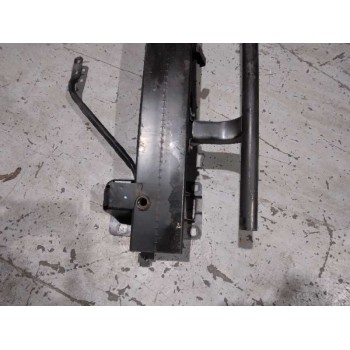 Recambio de refuerzo paragolpes delantero para chrysler sebring berlina 2.0 crd cat referencia OEM IAM   