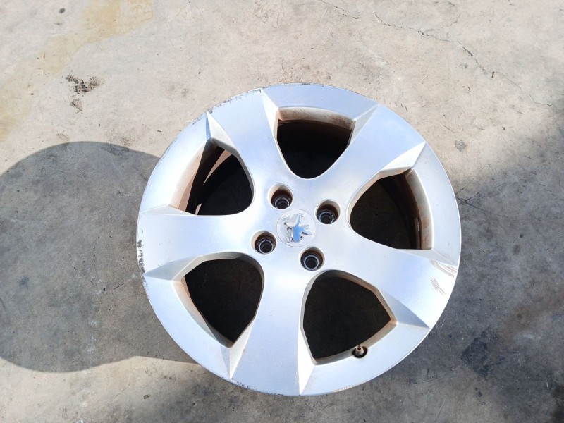 Recambio de llanta para peugeot 3008 i monospace (0u_) 1.6 hdi referencia OEM IAM 7.5JX17CH4 ET29 X1 9673738677