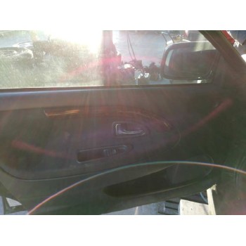 volvo s40 berlina del año 1999