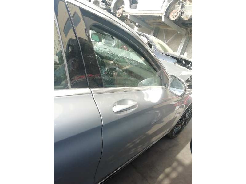 Recambio de puerta delantera derecha para mercedes-benz clase c w205 c200 bluetec referencia OEM IAM   