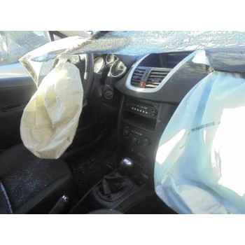 peugeot 207 del año 2011