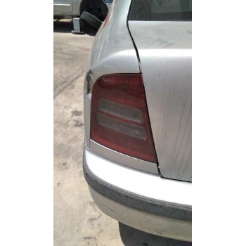 skoda octavia berlina (1u2) del año 2002