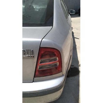 skoda octavia berlina (1u2) del año 2002