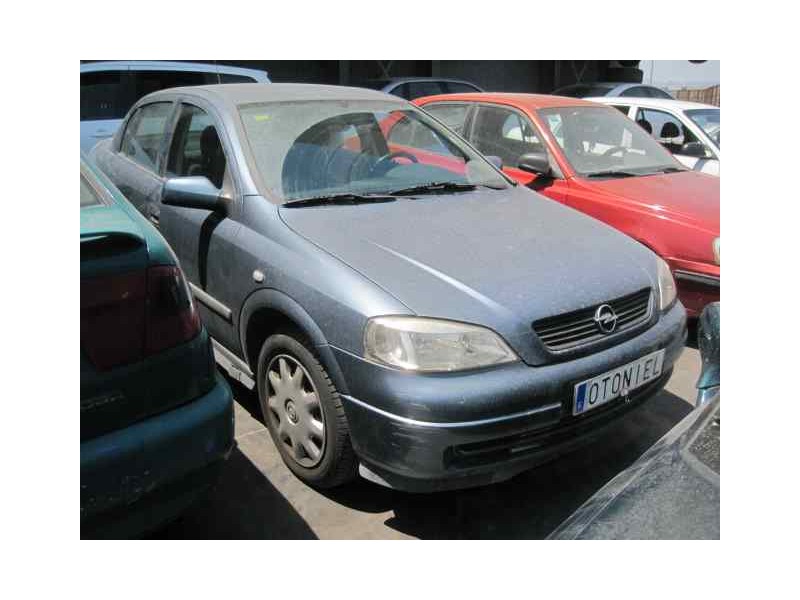 opel astra g berlina del año 1999