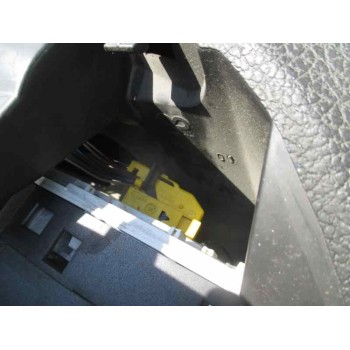 peugeot 206 berlina del año 2001